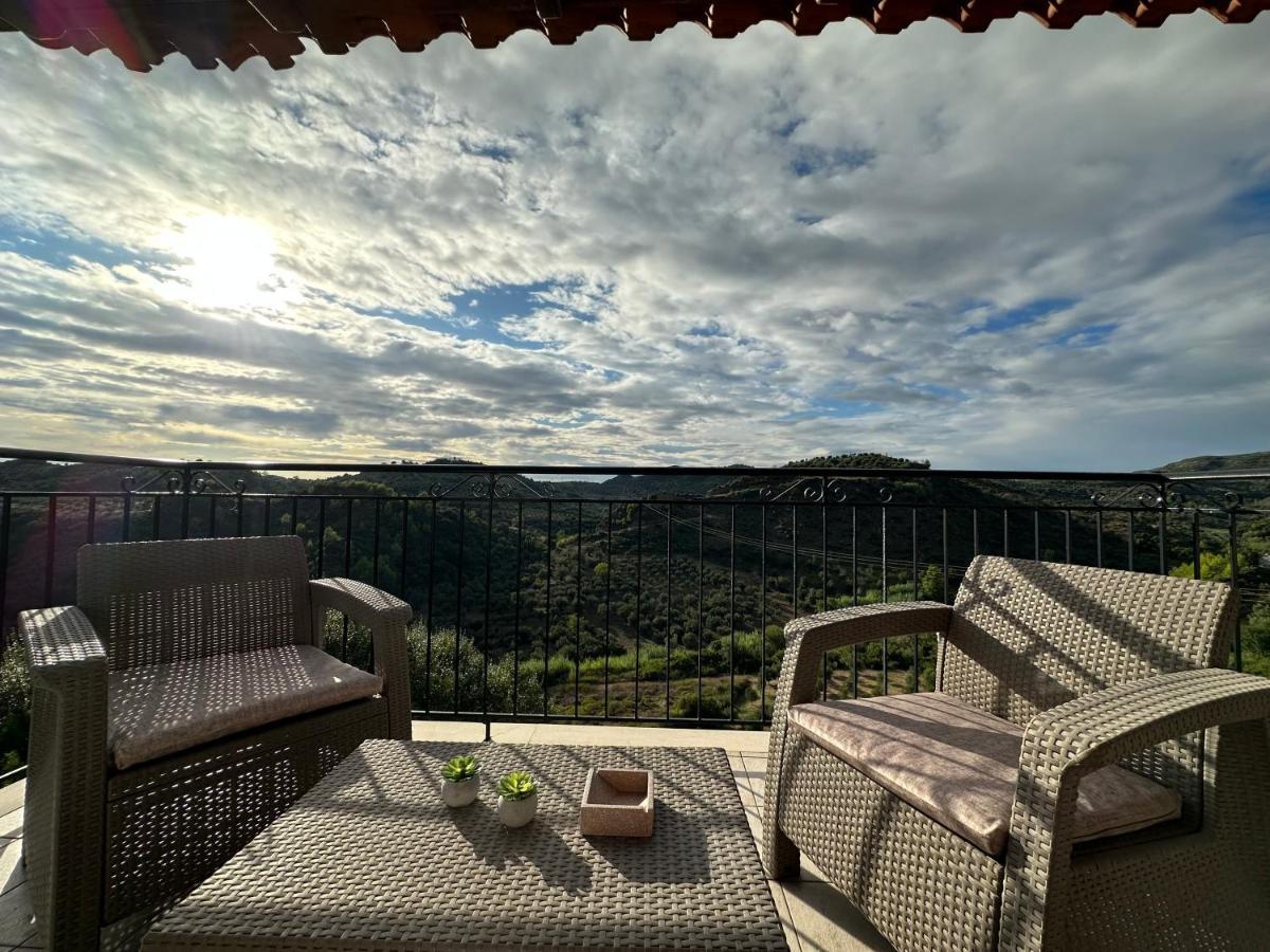 Bacchus Villa Archea Pissa Екстер'єр фото
