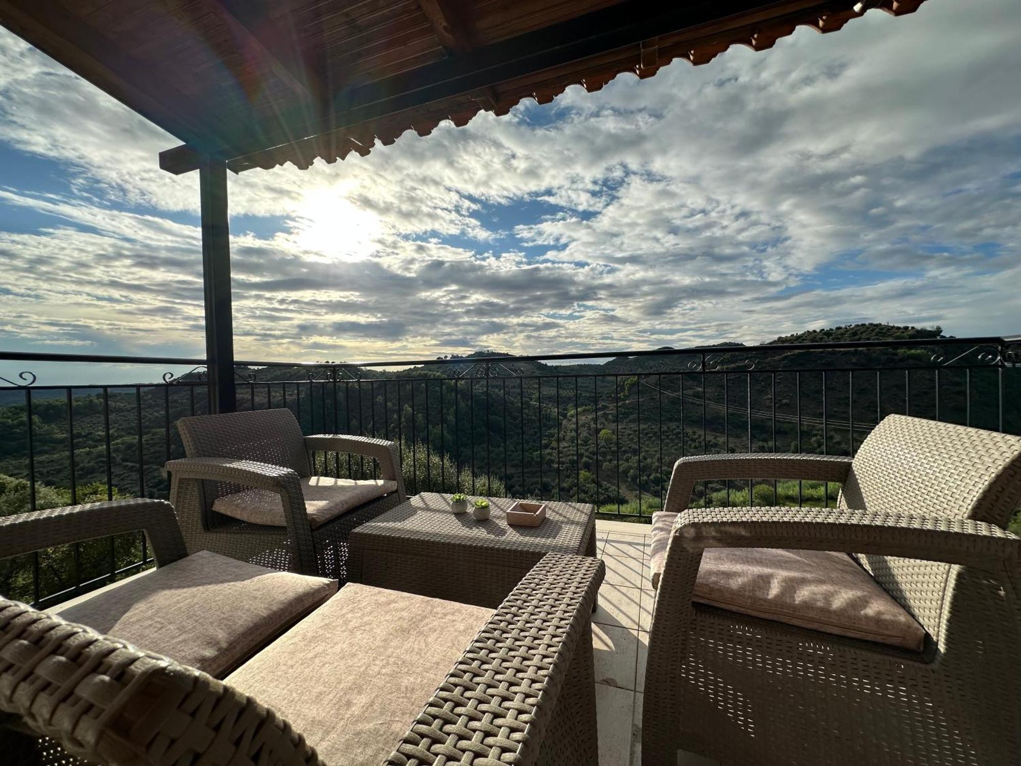 Bacchus Villa Archea Pissa Екстер'єр фото